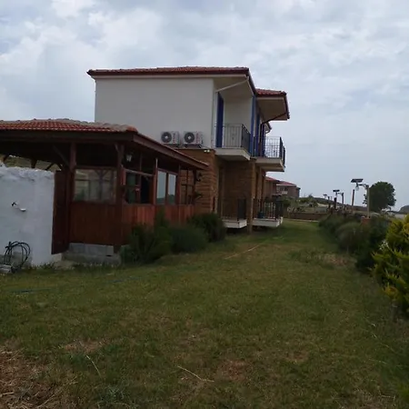 Bahce Kipos Konuk Evi Derekoy (Gokceada)